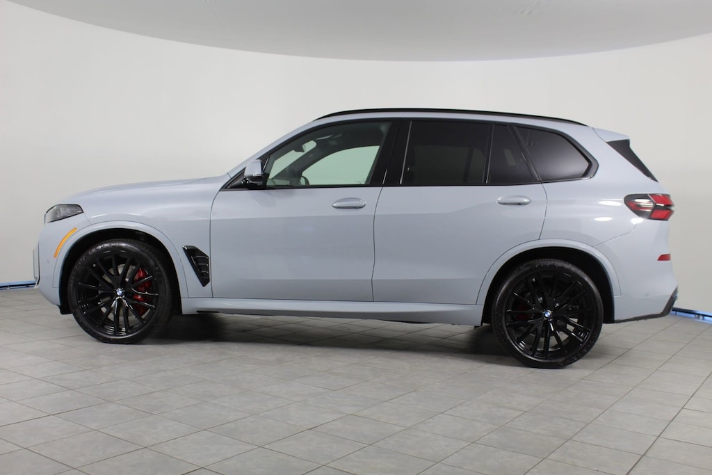 New 2026 BMW X5 xDrive40i SUV