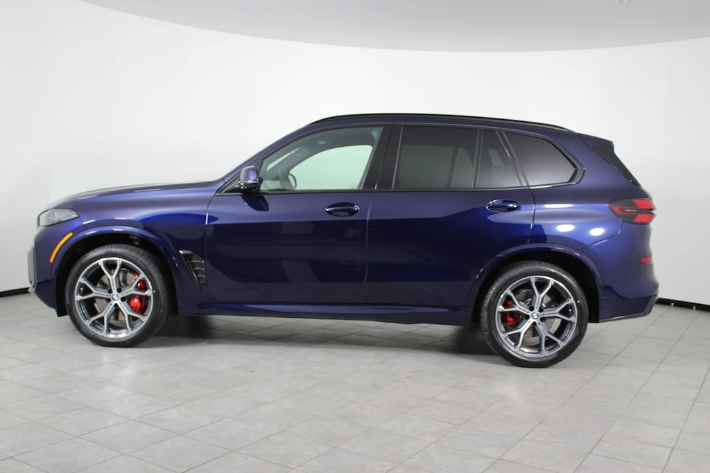 New 2026 BMW X5 sDrive40i SUV