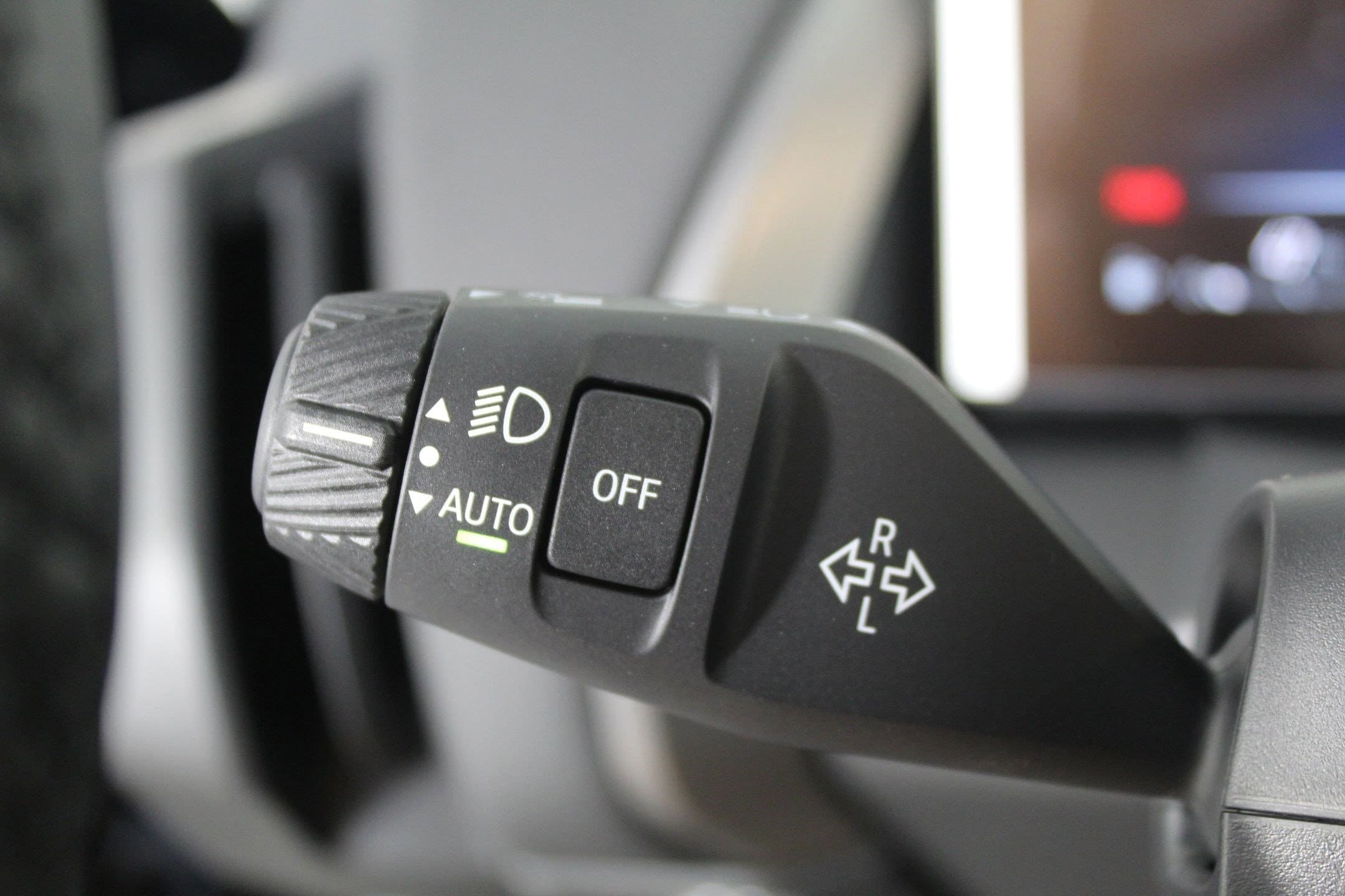2026 BMW X3 30 - Photo 33