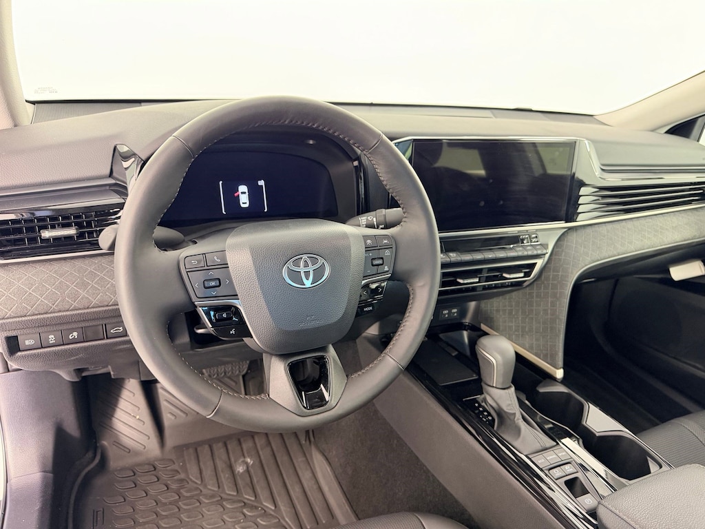 Used 2025 Toyota Camry XLE Sedan