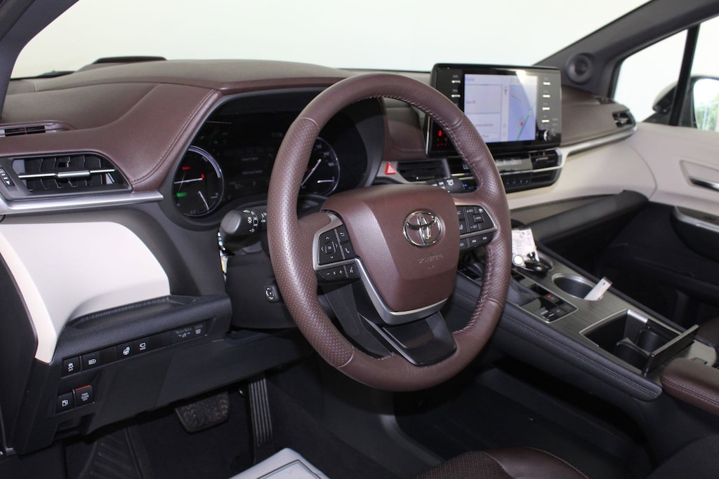 Used 2022 Toyota Sienna Platinum Van Passenger Van