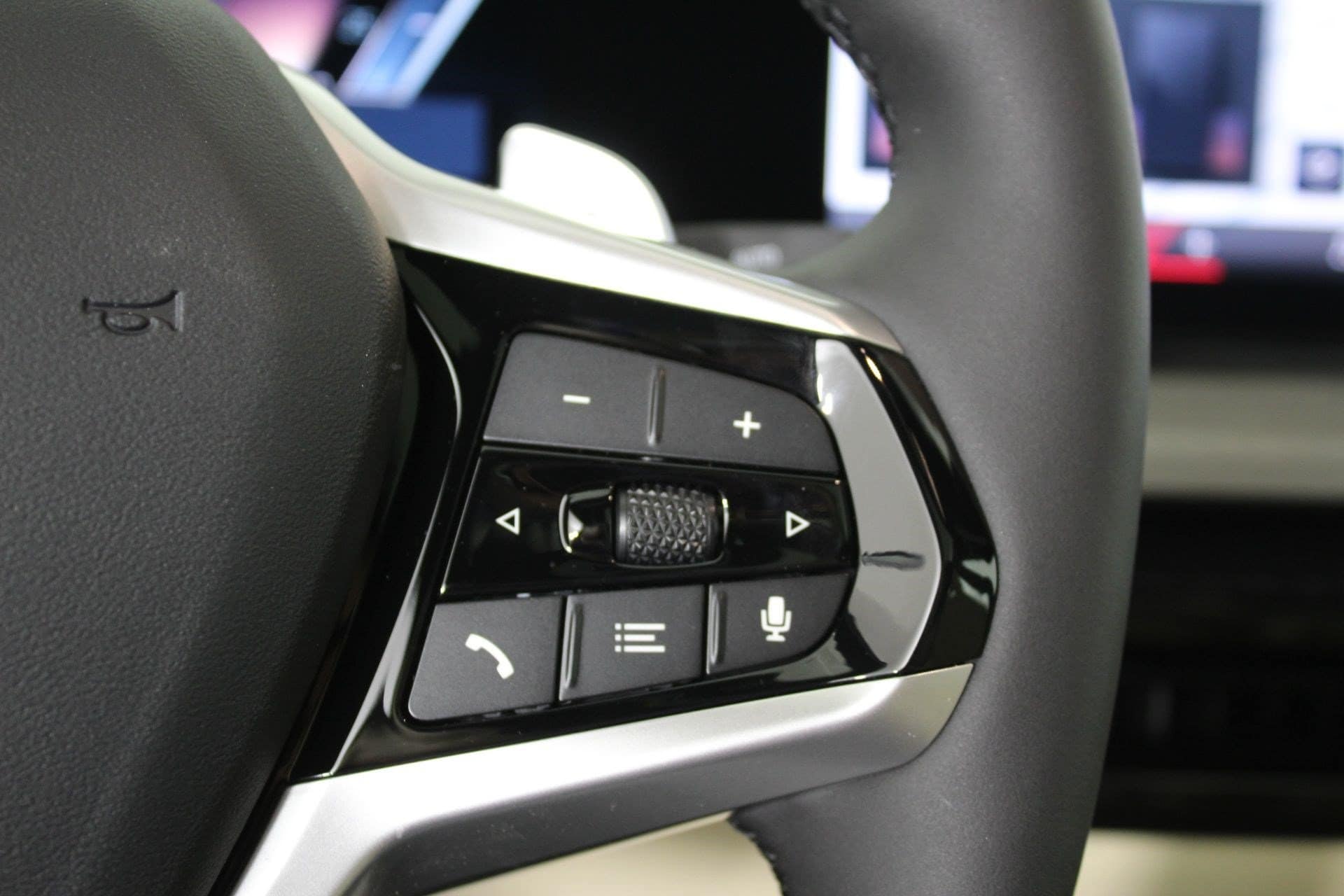 2026 BMW 3 Series 330i - Photo 29