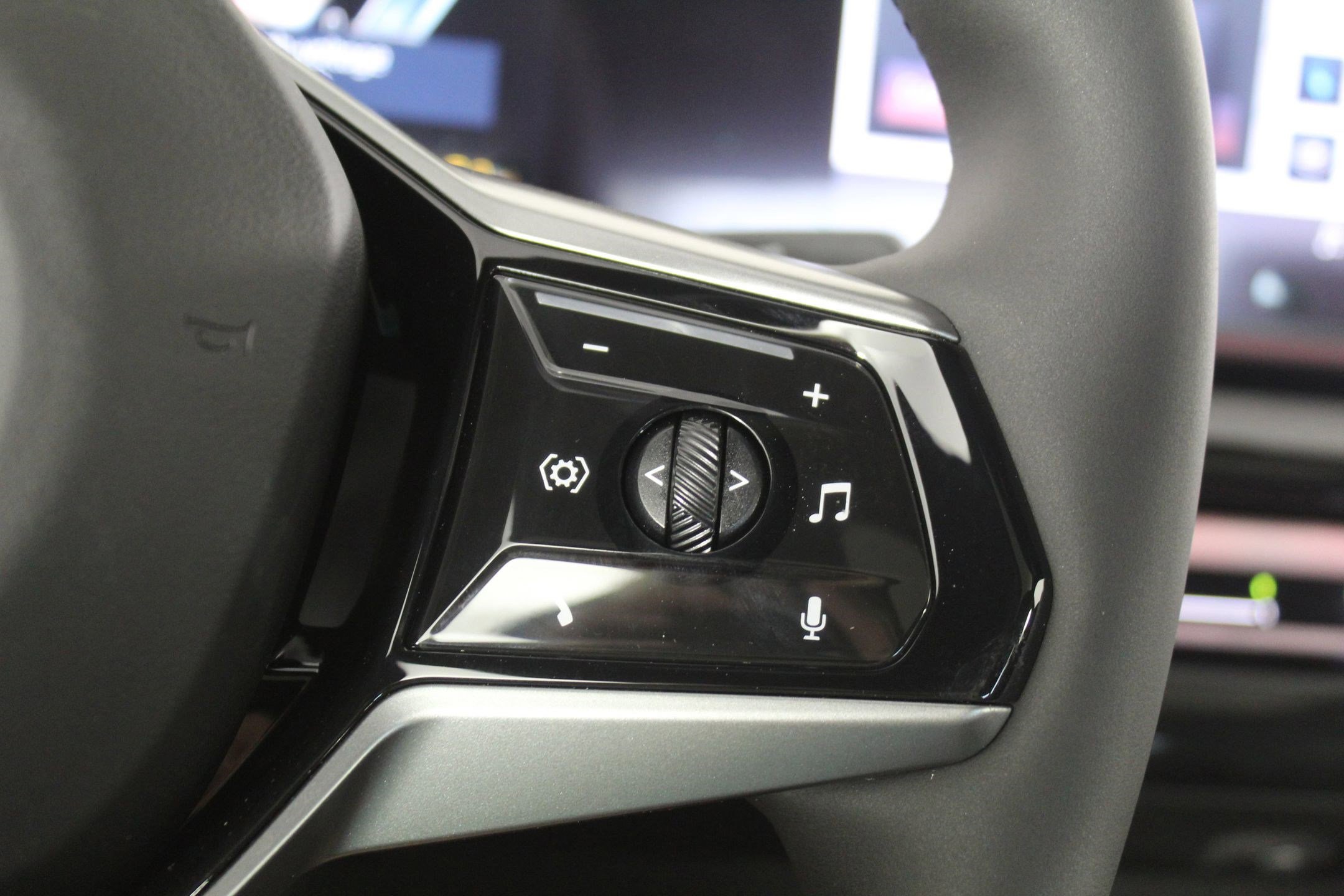 2026 BMW i5 40 - Photo 34