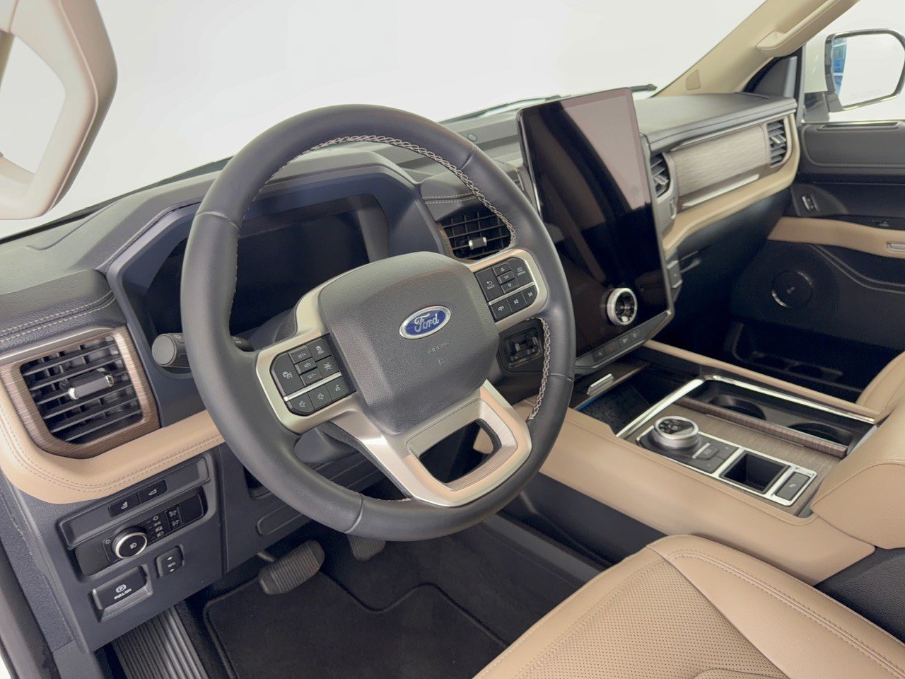 Used 2024 Ford Expedition Limited SUV