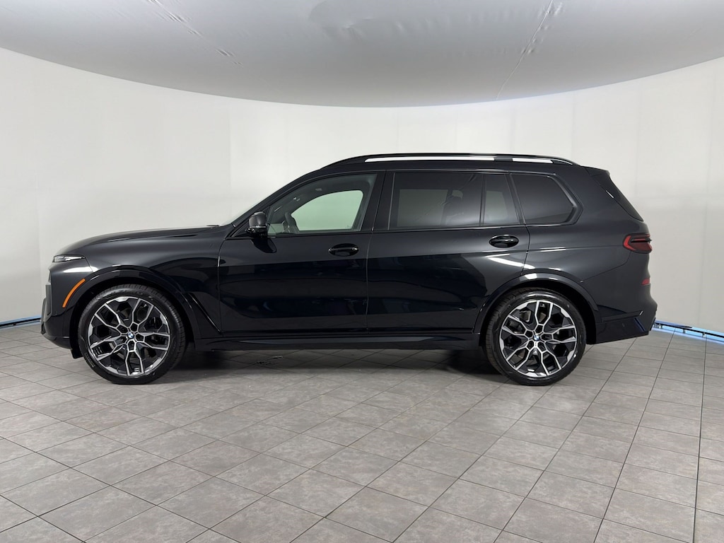 New 2027 BMW X7 M60i SUV