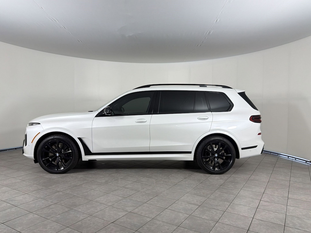 New 2027 BMW X7 M60i SUV