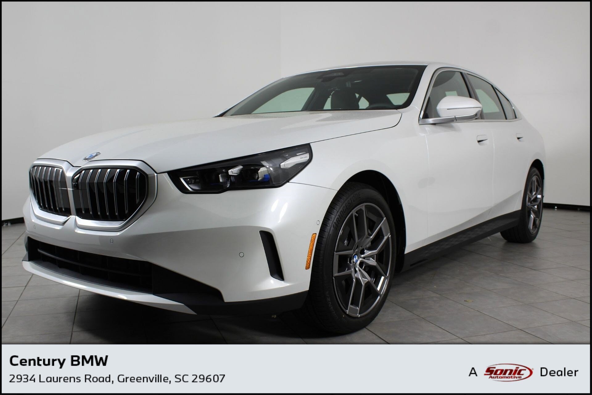 2026 BMW 5 Series 530i's photo