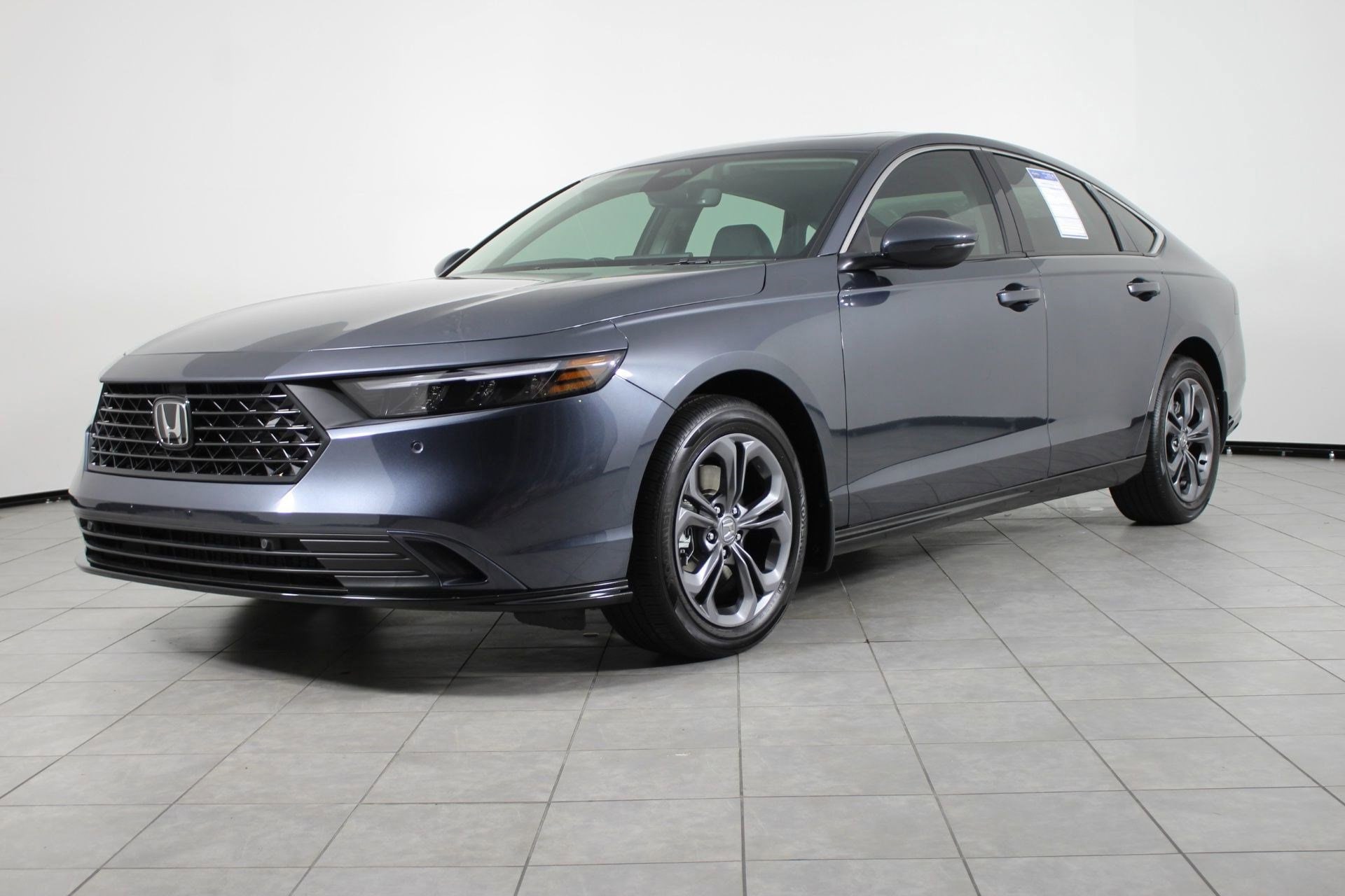 2025 Honda Accord Hybrid EX-L's photo