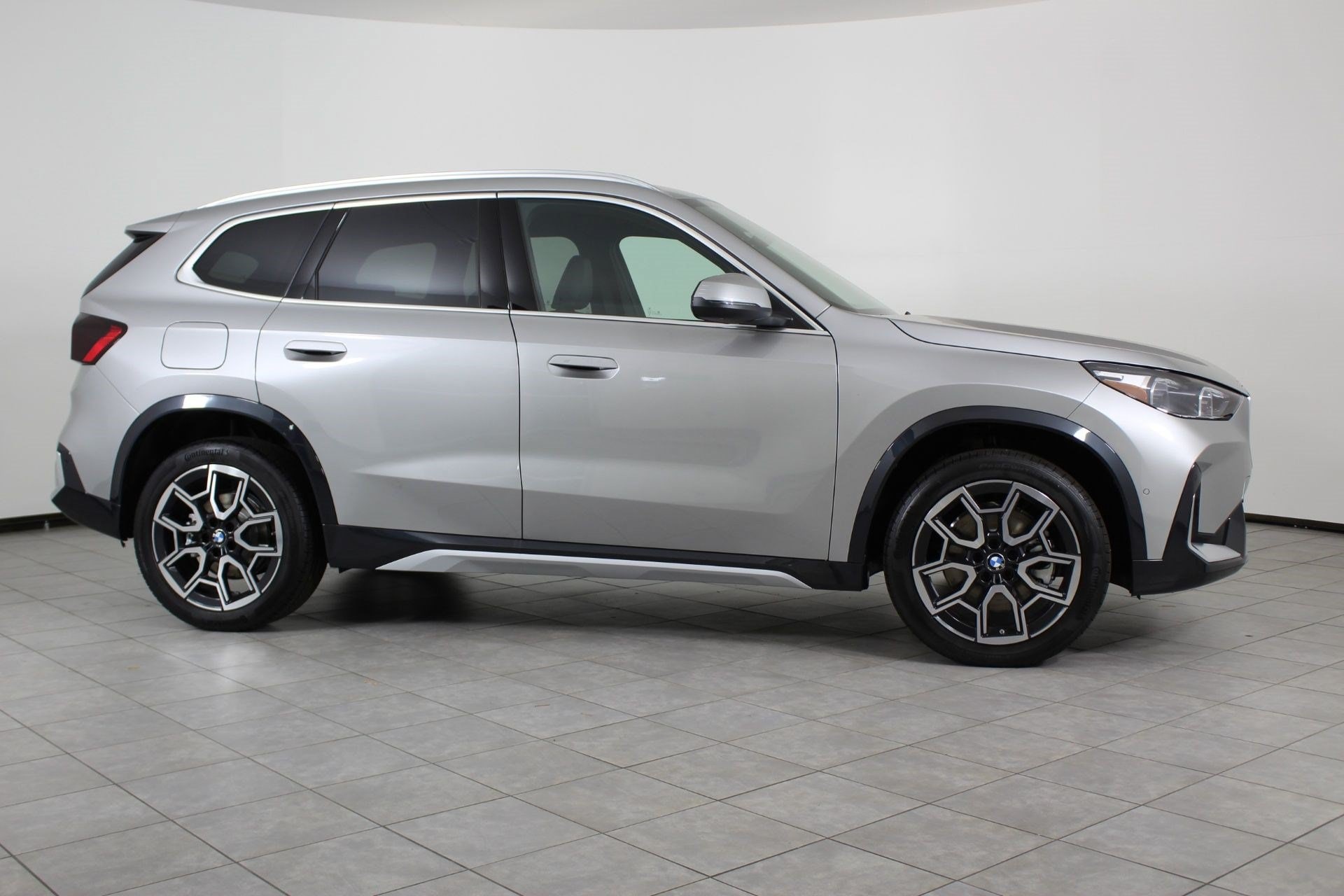 2026 BMW X1 XDrive28i - Photo 8