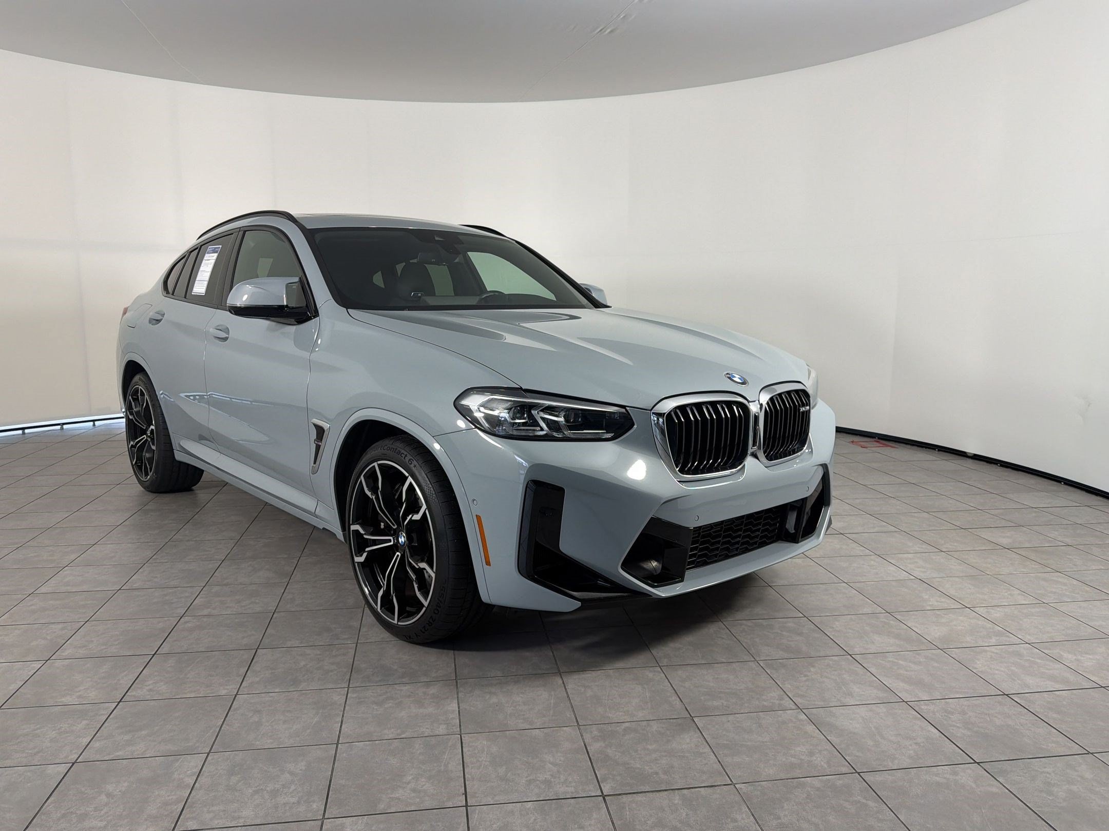 X4 M SUV