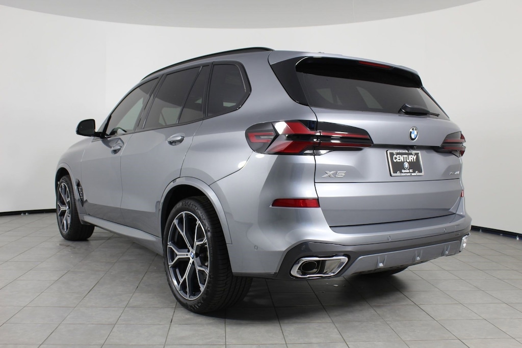 New 2026 BMW X5 xDrive40i SUV