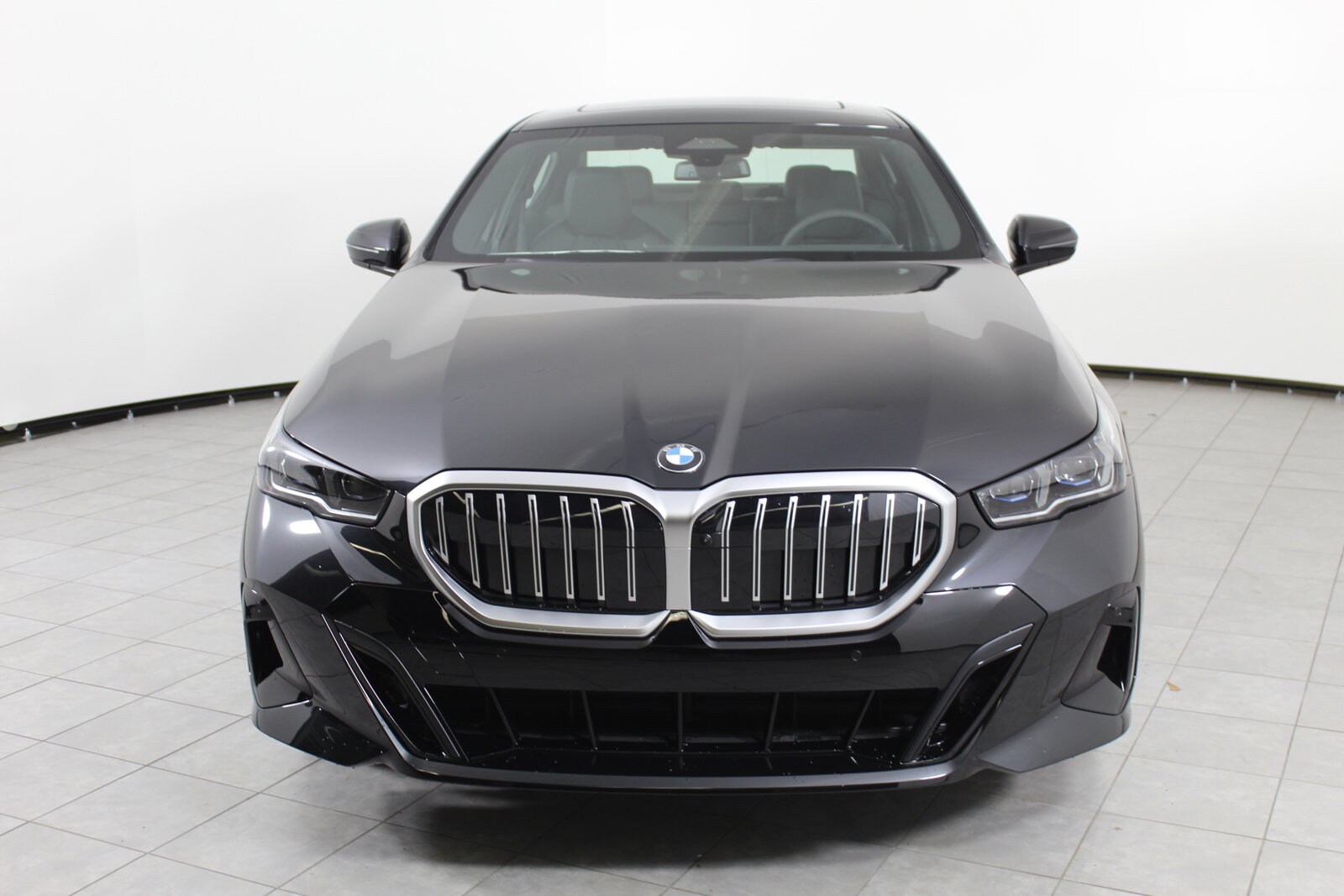 2025 Bmw 530i photo 3