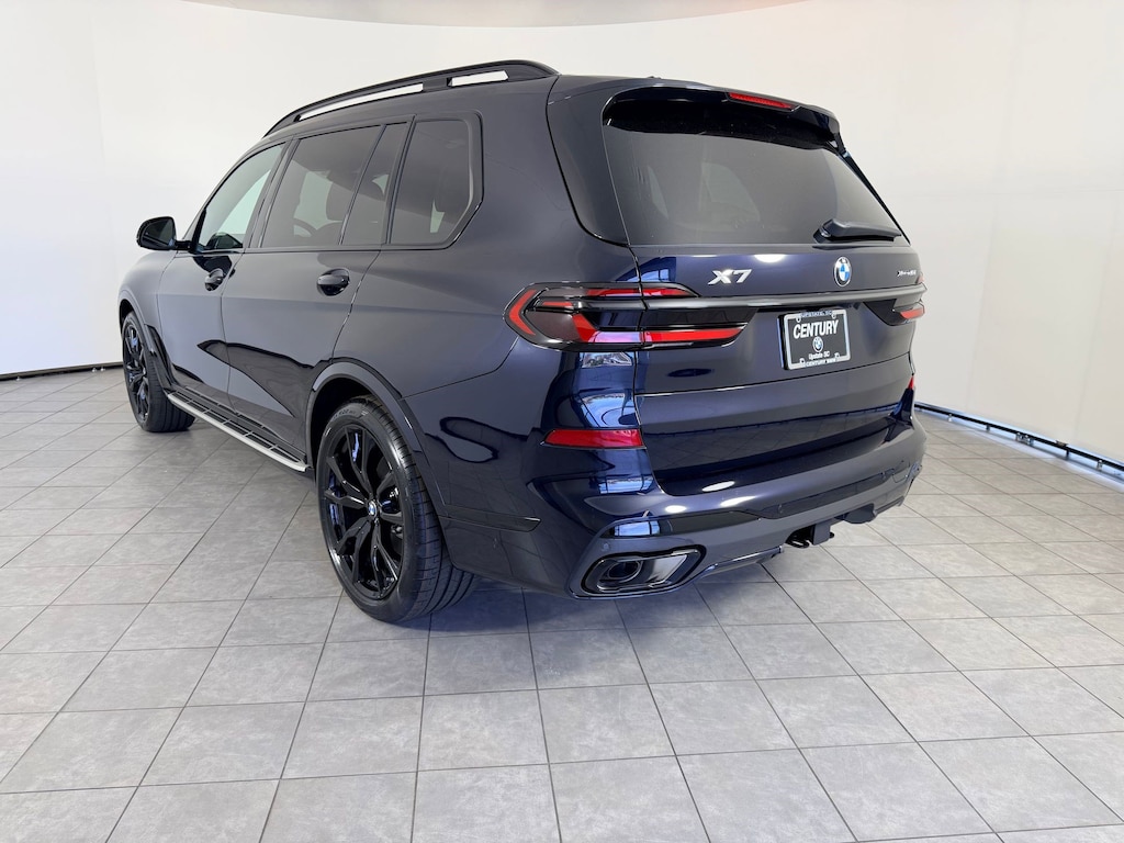 New 2026 BMW X7 xDrive40i SUV