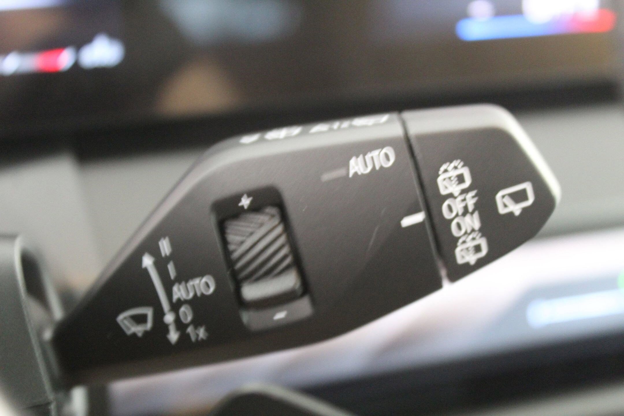 2026 BMW X3 30 - Photo 34