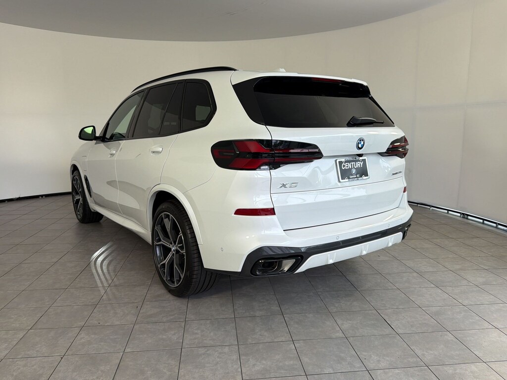 New 2026 BMW X5 PHEV xDrive50e SUV
