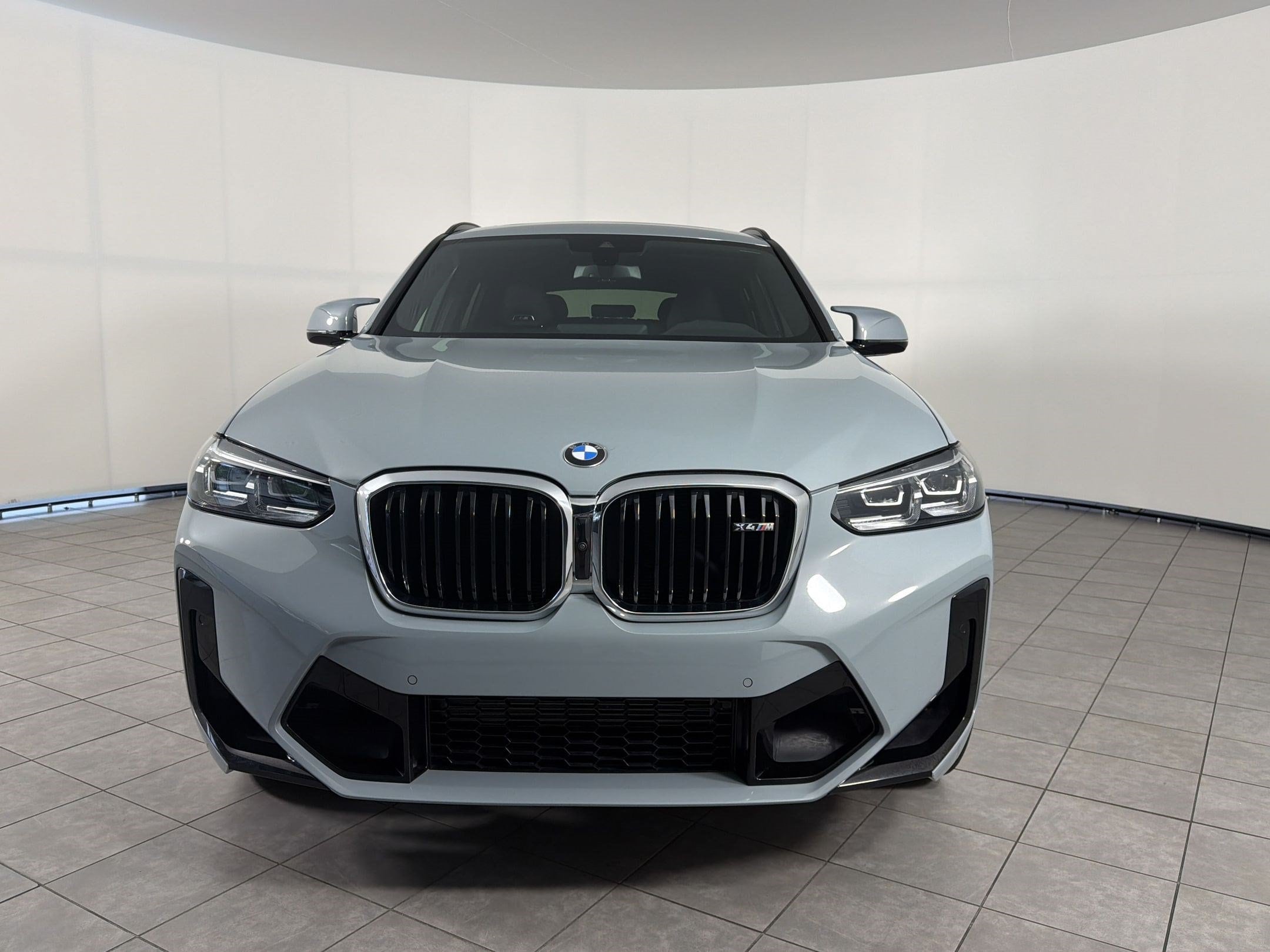 X4 M SUV