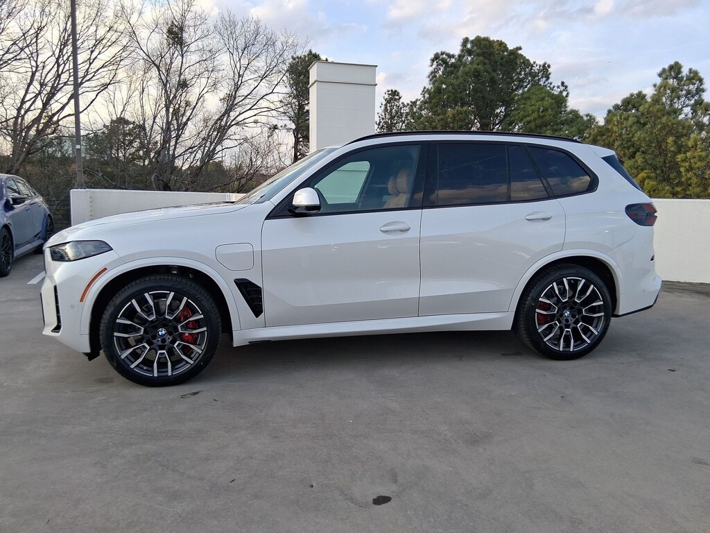 New 2026 BMW X5 PHEV xDrive50e SUV