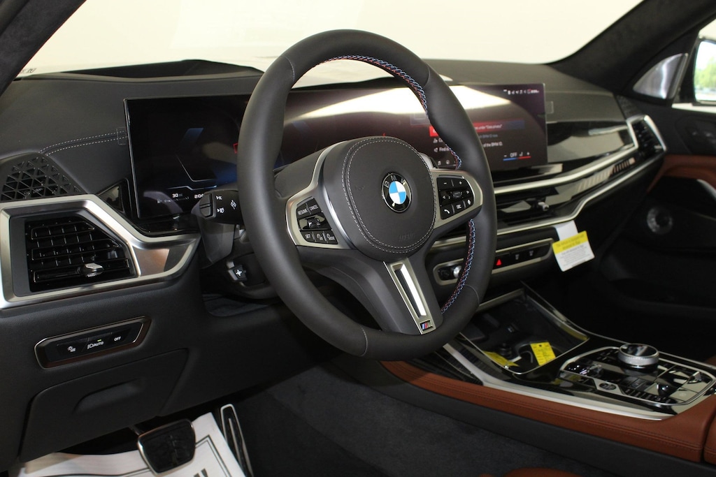 New 2026 BMW X7 M60i SUV