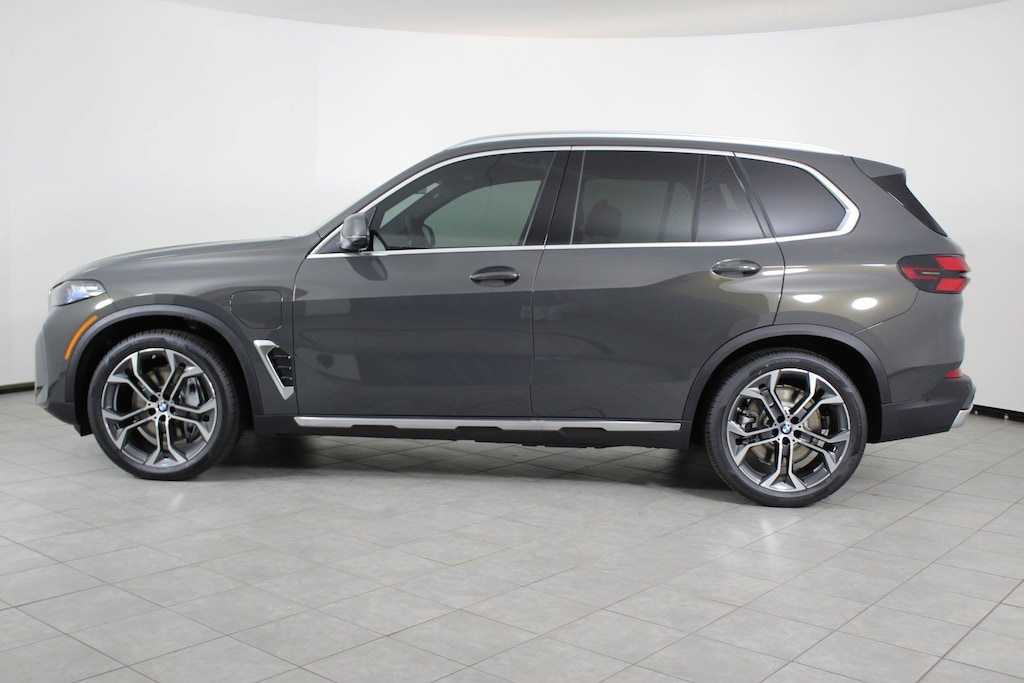 New 2026 BMW X5 PHEV xDrive50e SUV