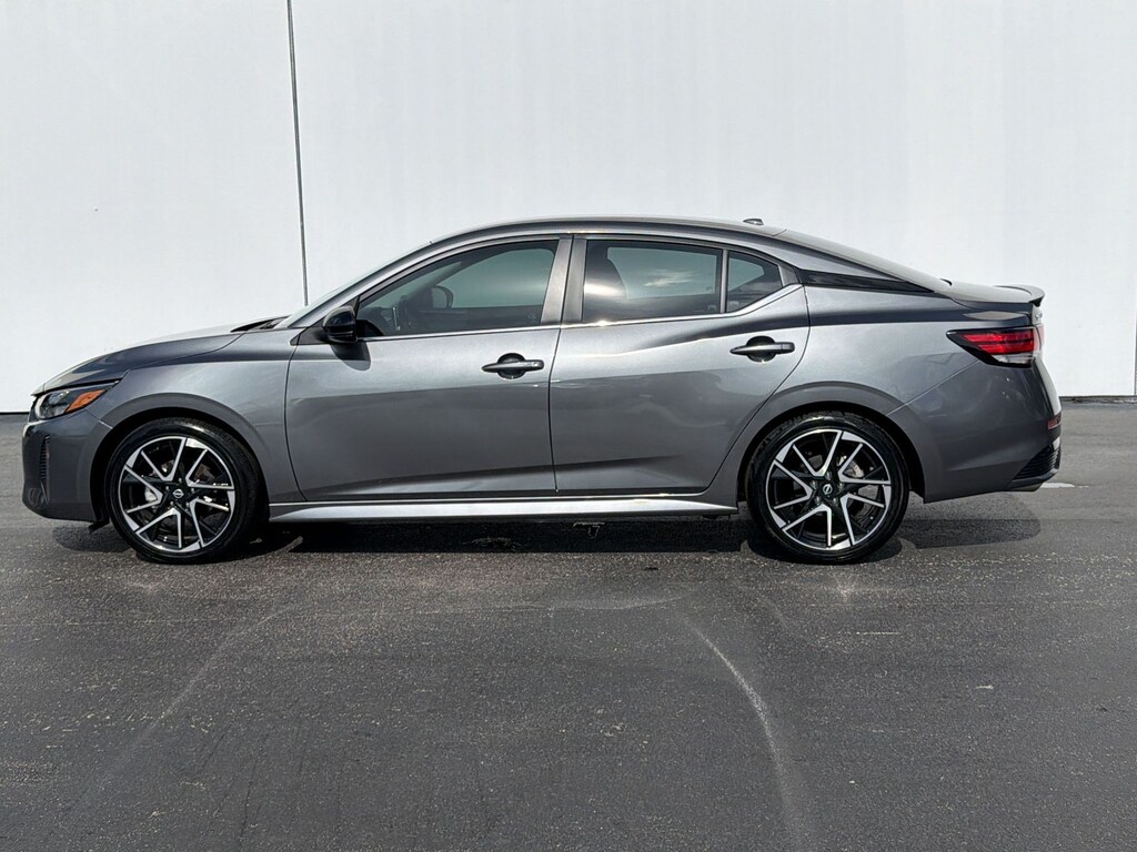 Used 2025 Nissan Sentra SR (SR CVT) Sedan