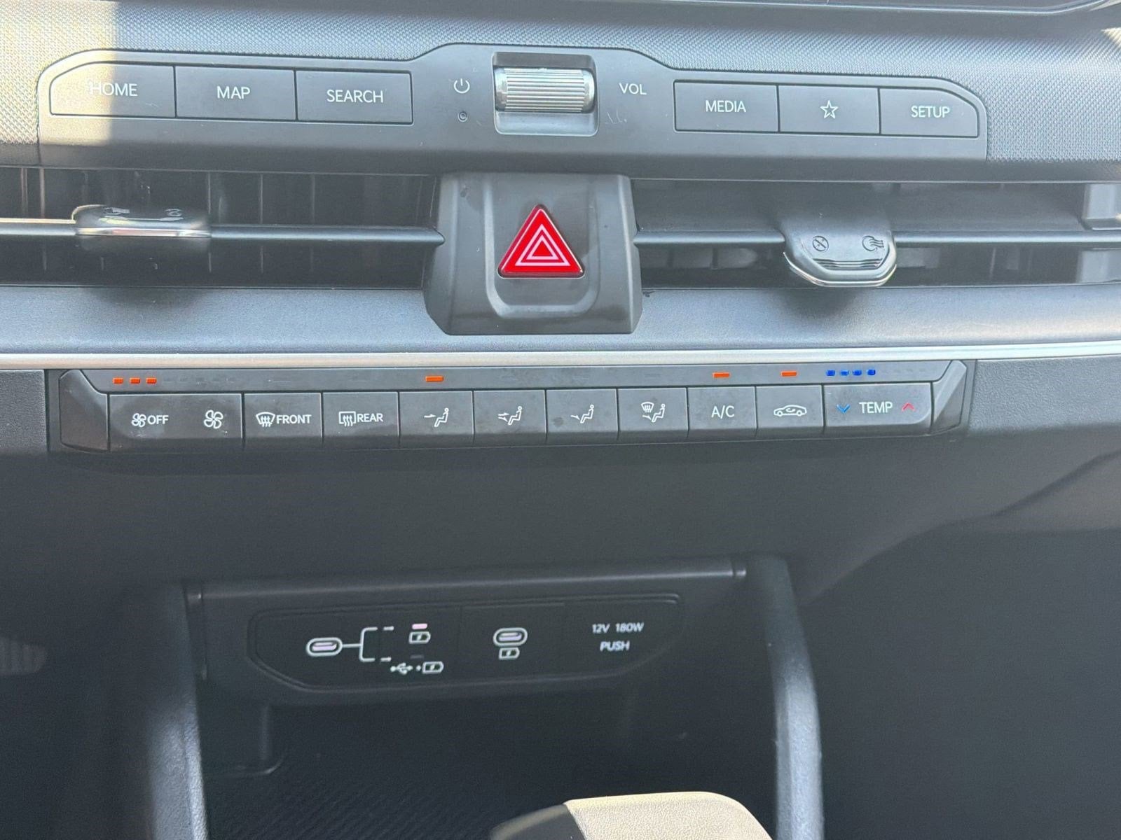 2025 Kia K4 LXS - Photo 18