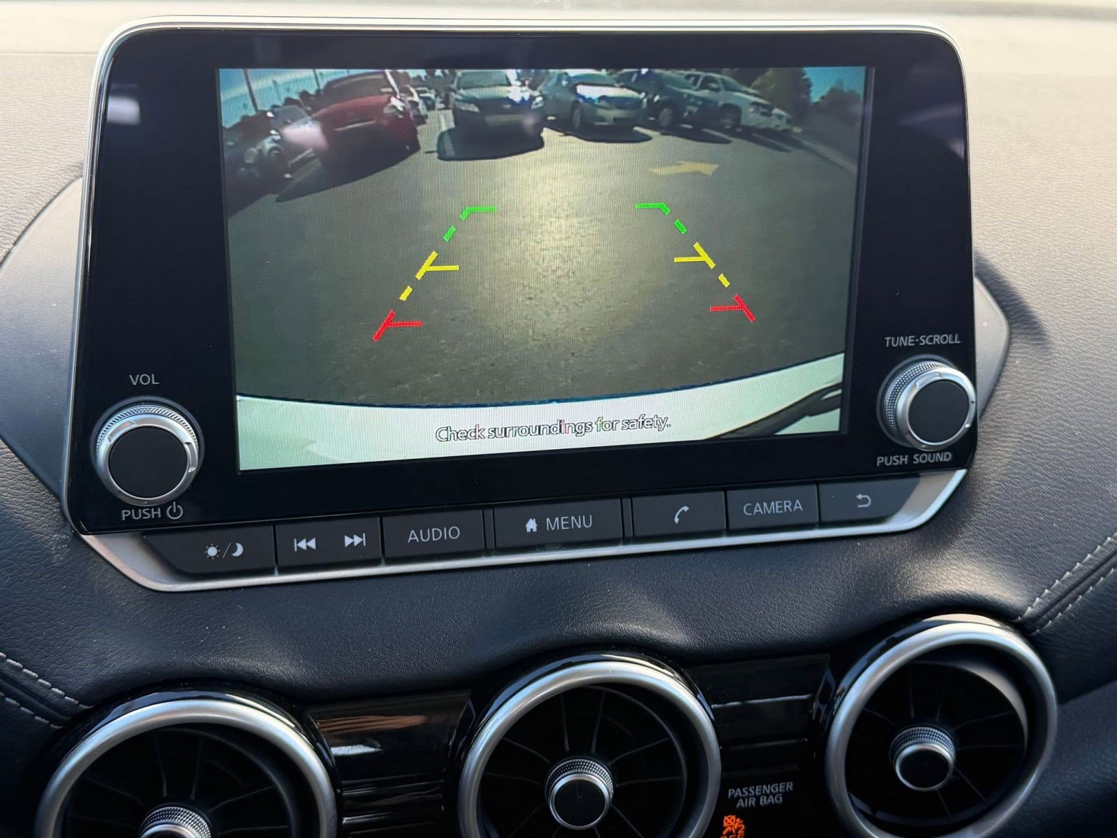 2025 Nissan Sentra SV - Photo 25