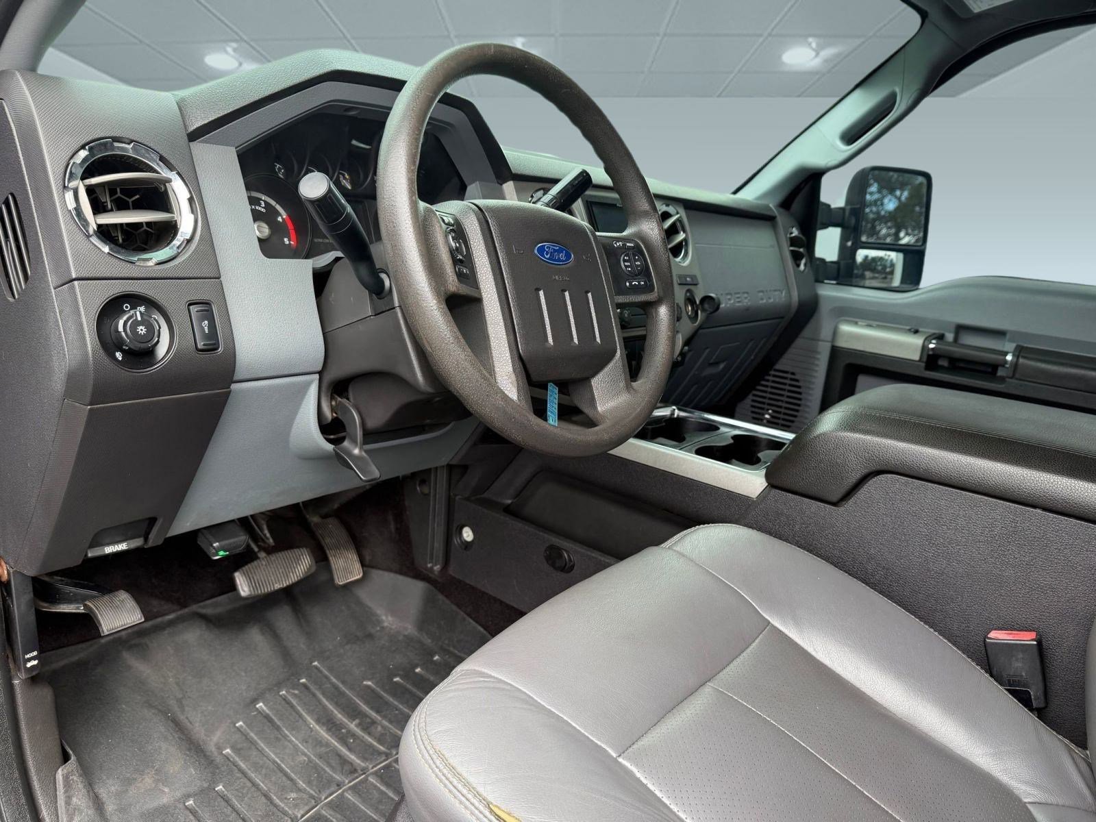 2014 Ford F-250 Lariat photo 4