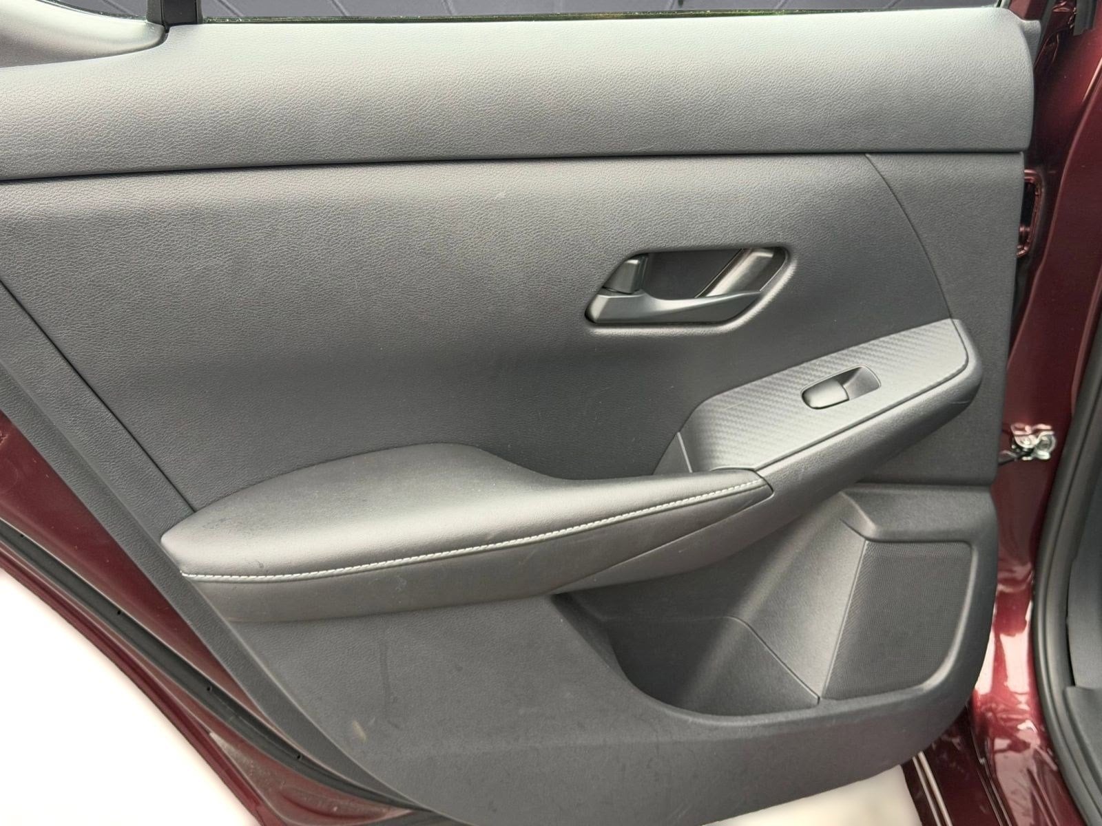 2025 Nissan Sentra SV - Photo 29