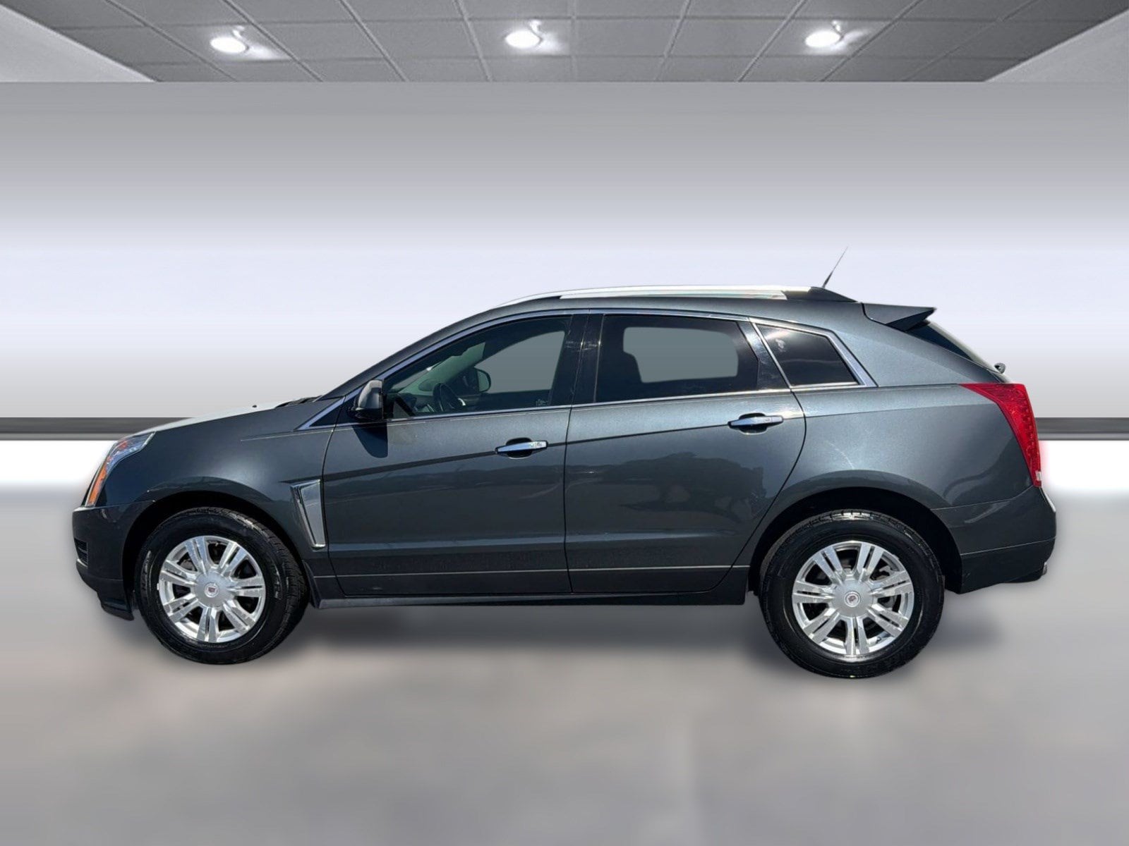Used 2013 Cadillac SRX Luxury Collection with VIN 3GYFNCE36DS558413 for sale in Clearwater, FL