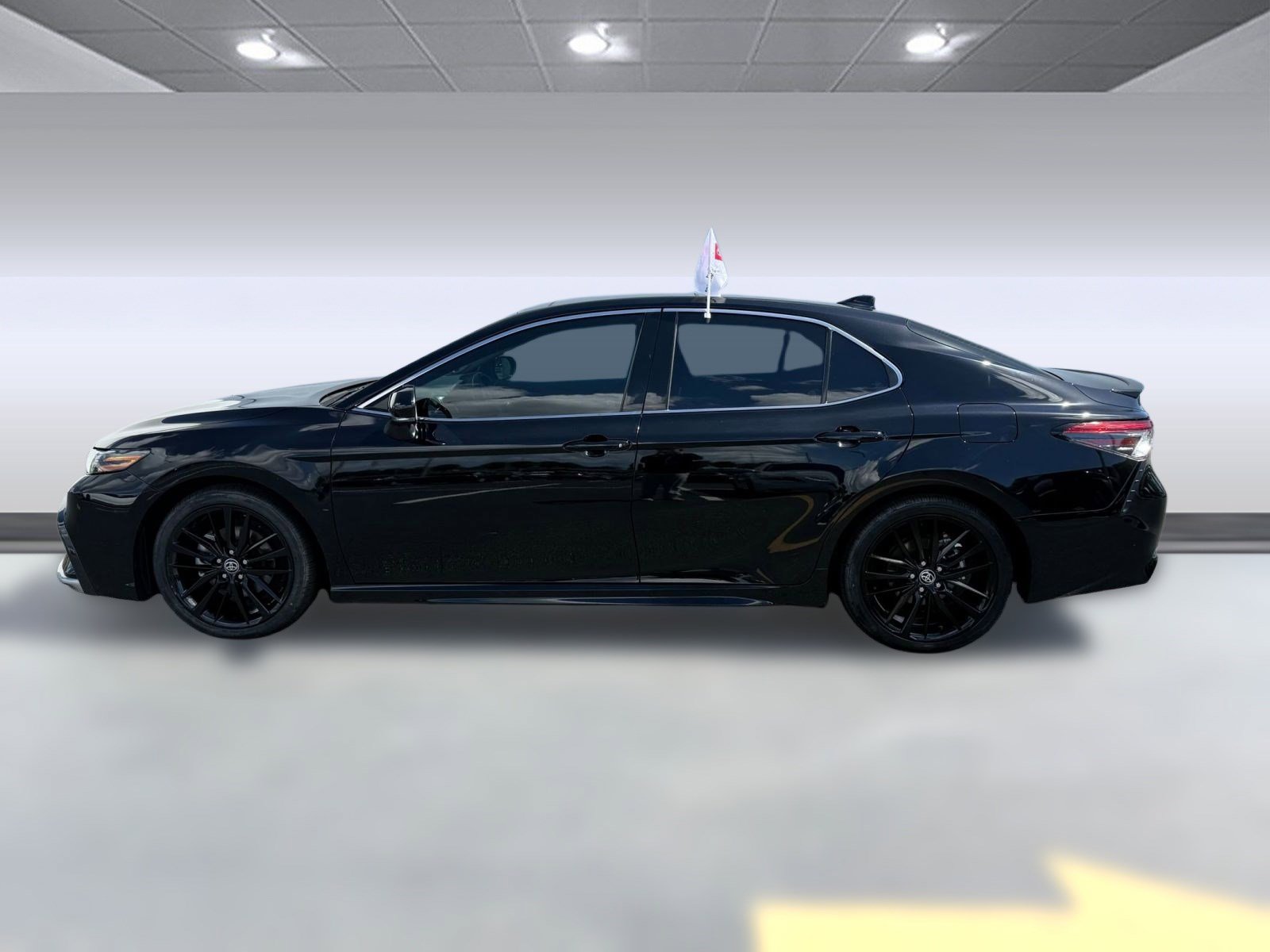 2023 Toyota Camry XSE photo 2