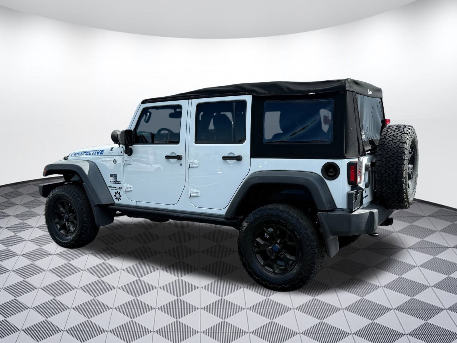 2014 Jeep Wrangler Unlimited Sport photo 3