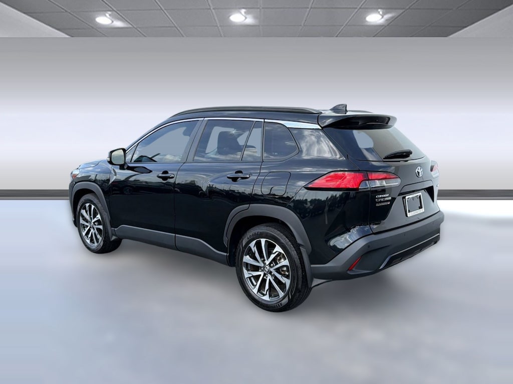 Certified 2024 Toyota Corolla Cross Corolla Cross XLE (XLE 2WD (Natl)) SUV