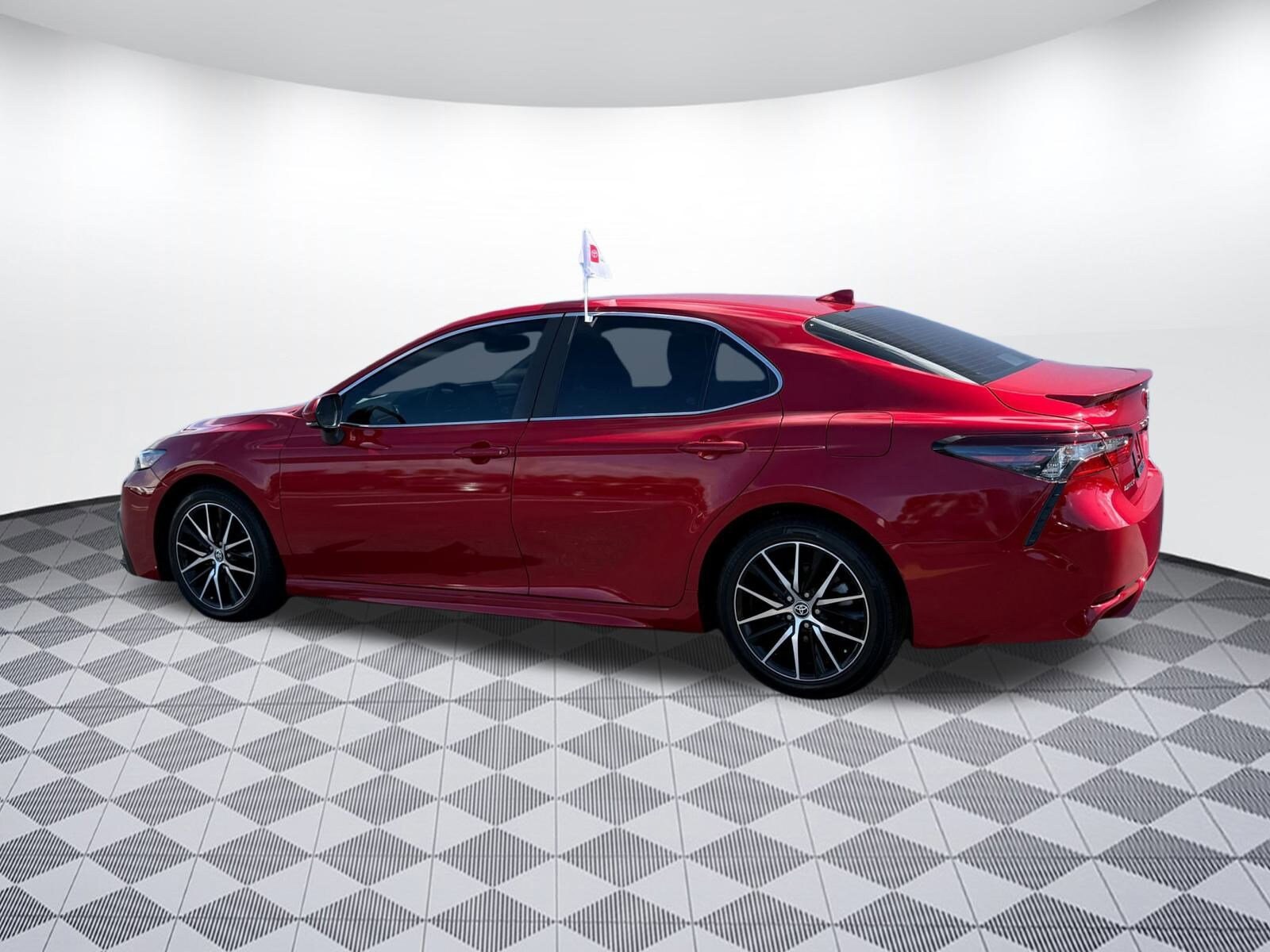 2023 Toyota Camry SE photo 3