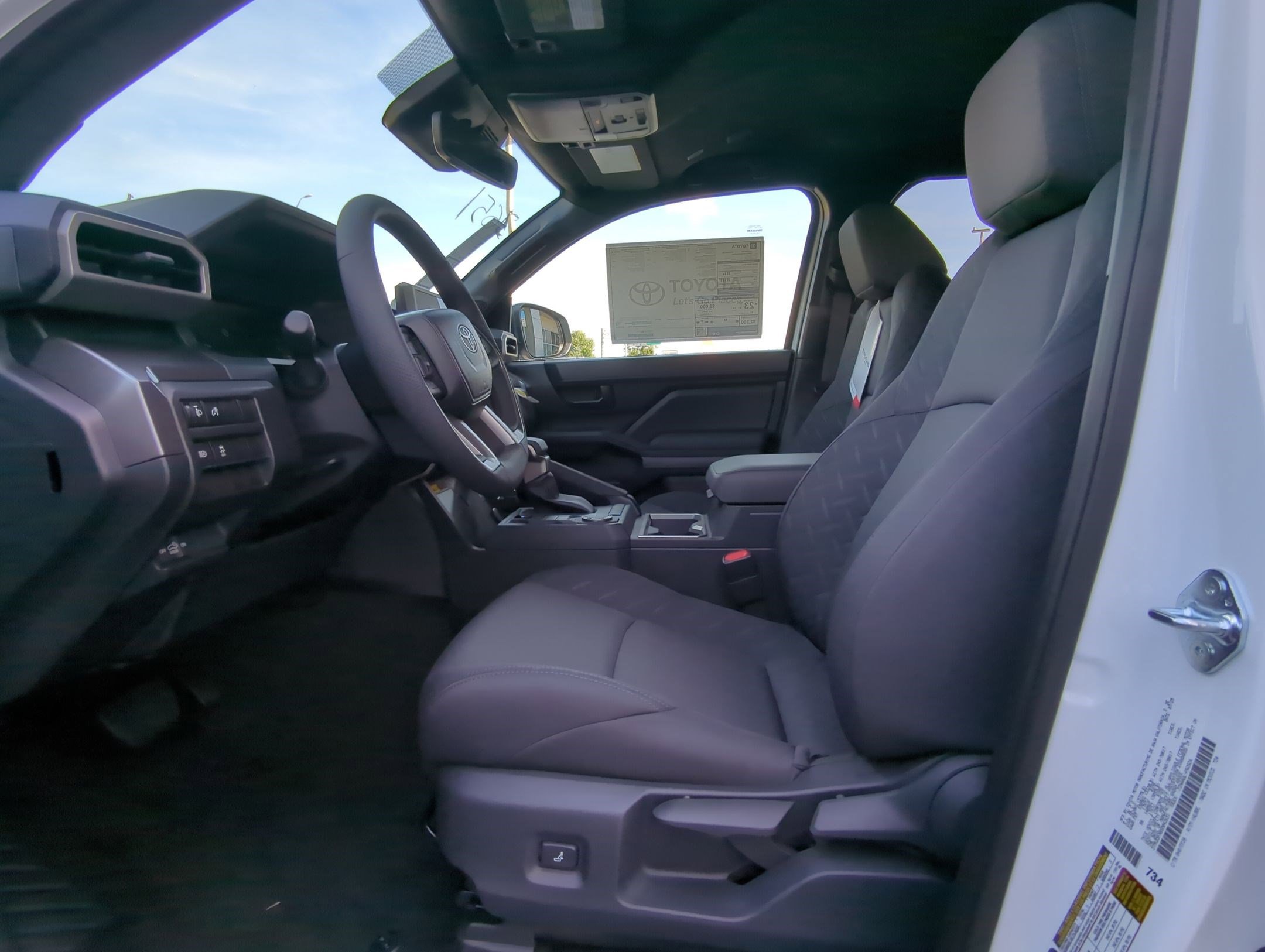 2025 Toyota Tacoma SR5 Double Cab photo 4
