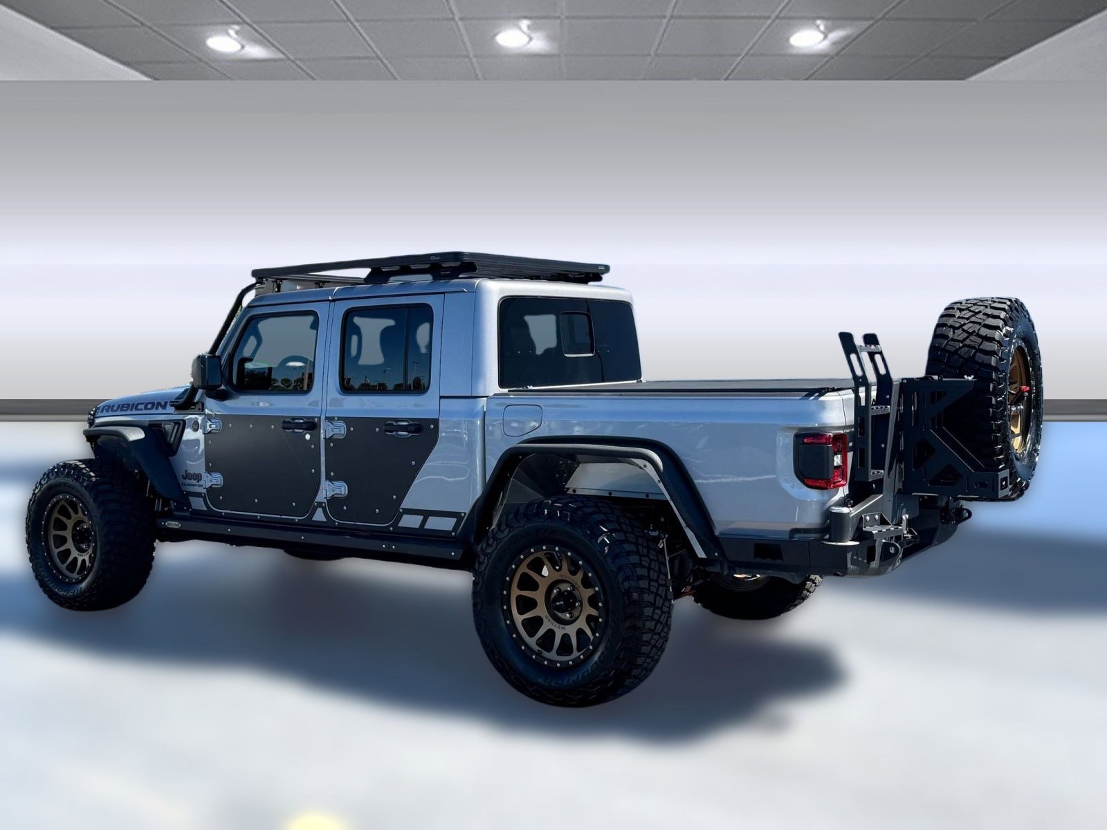 2020 Jeep Gladiator Rubicon photo 3