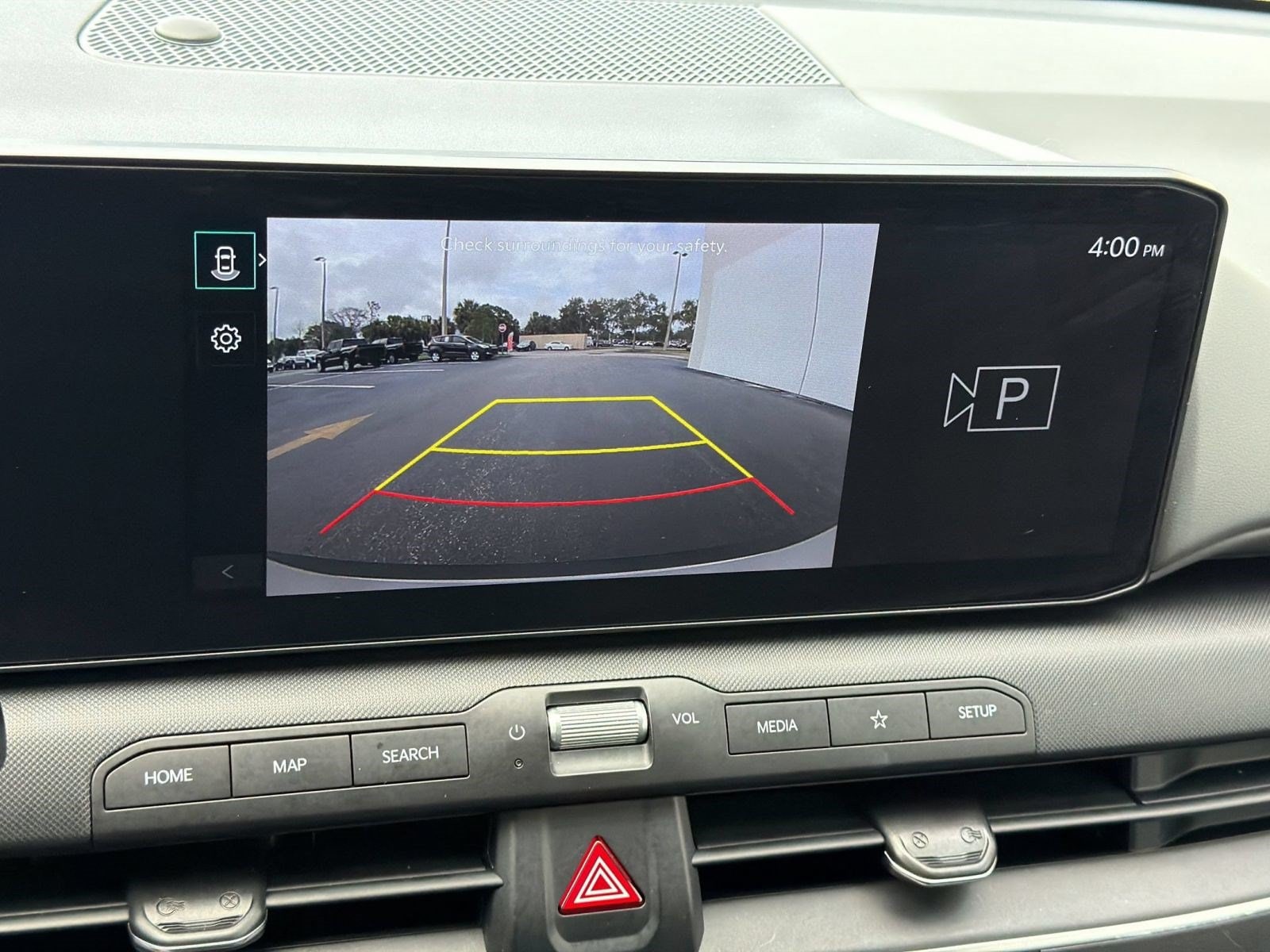2025 Kia K4 LXS - Photo 21