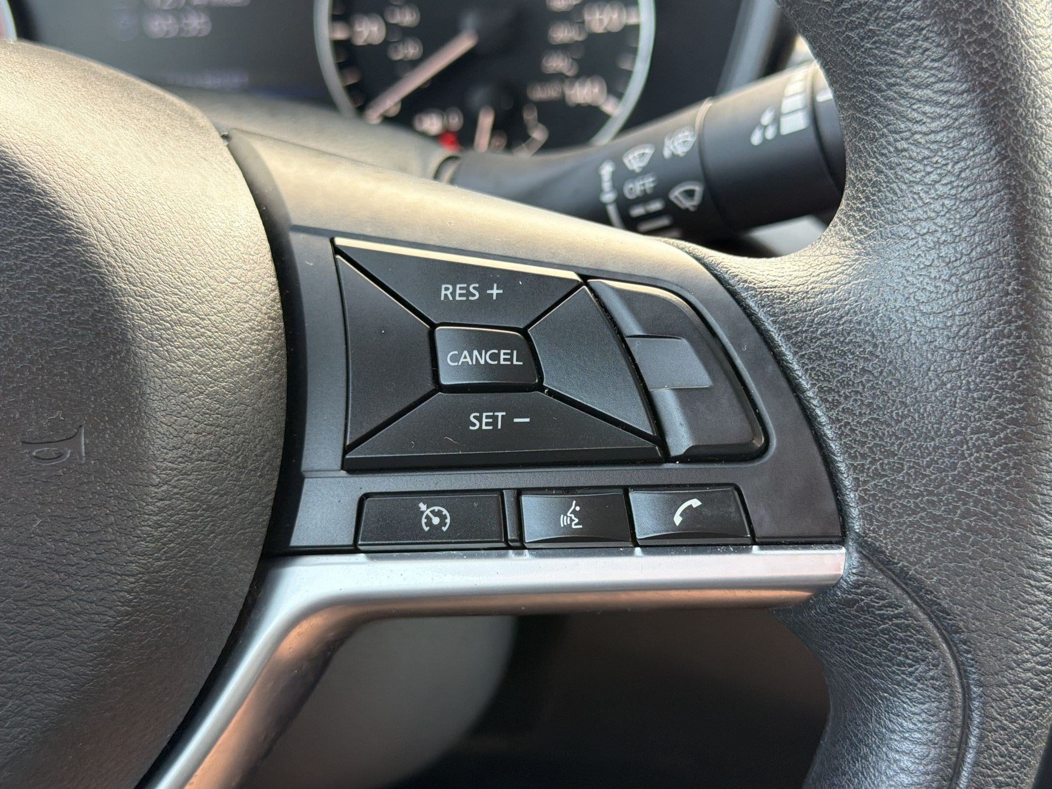 2025 Nissan Altima SV - Photo 18