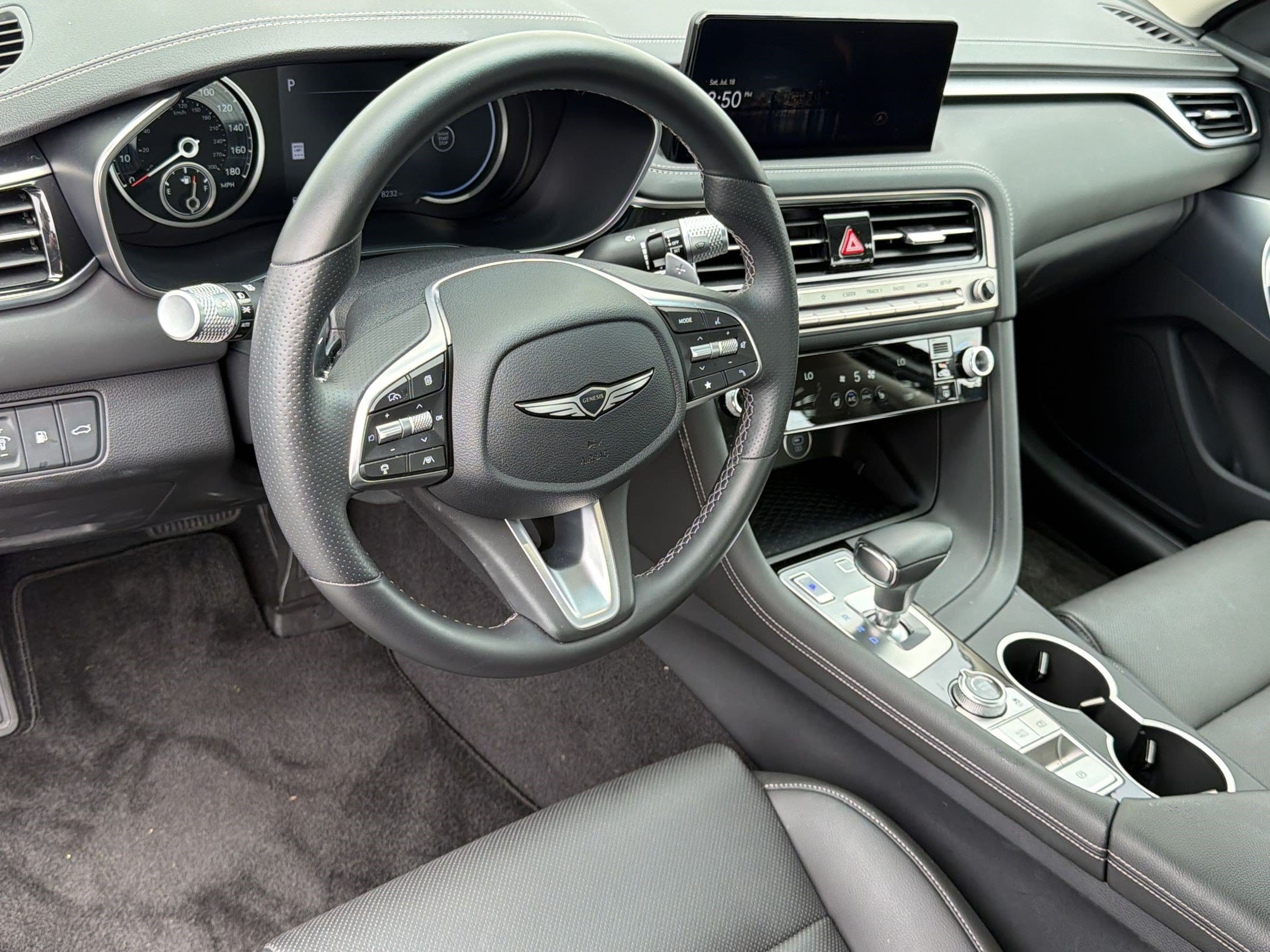 G70 G70 2.5T RWD (2.5T RWD) Sedan