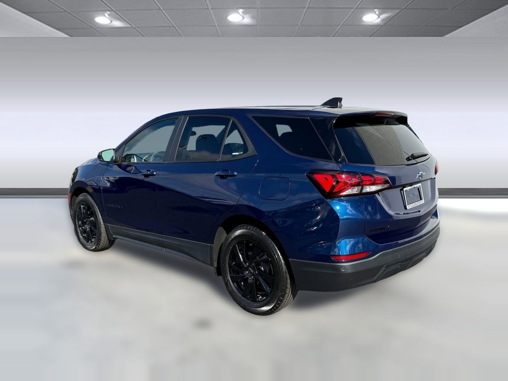 Used 2023 Chevrolet Equinox LS SUV