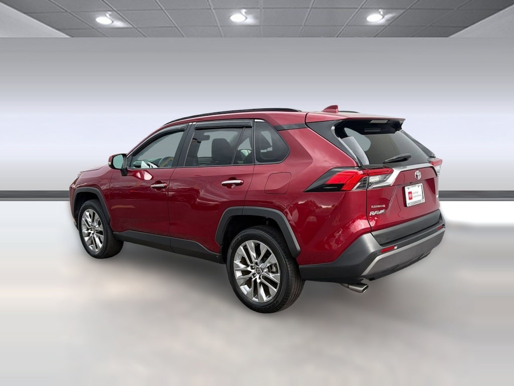 Certified 2021 Toyota RAV4 Limited (Limited FWD (Natl)) SUV
