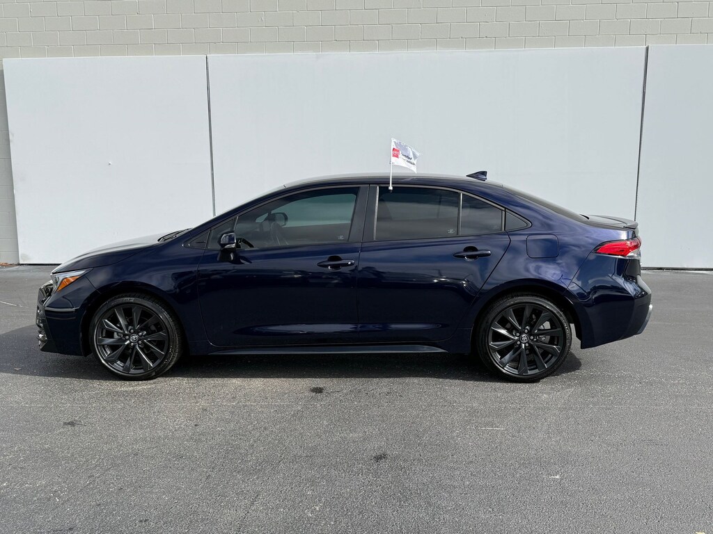 Used 2023 Toyota Corolla SE Sedan