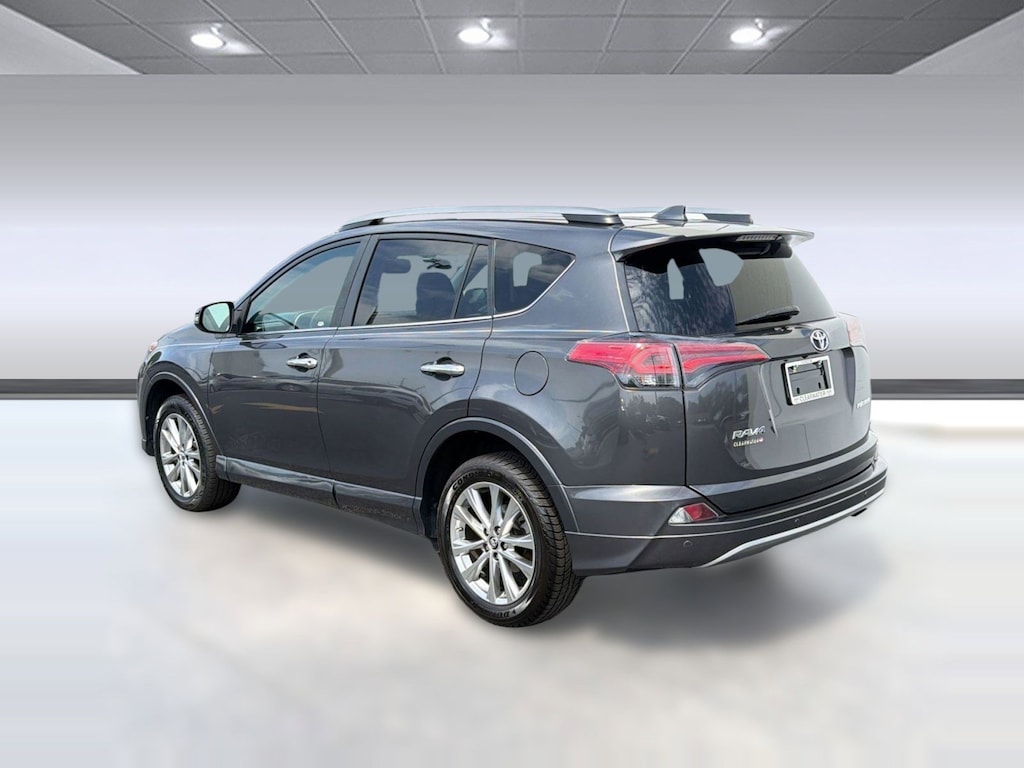 Used 2017 Toyota RAV4 Platinum (Platinum FWD (Natl)) SUV