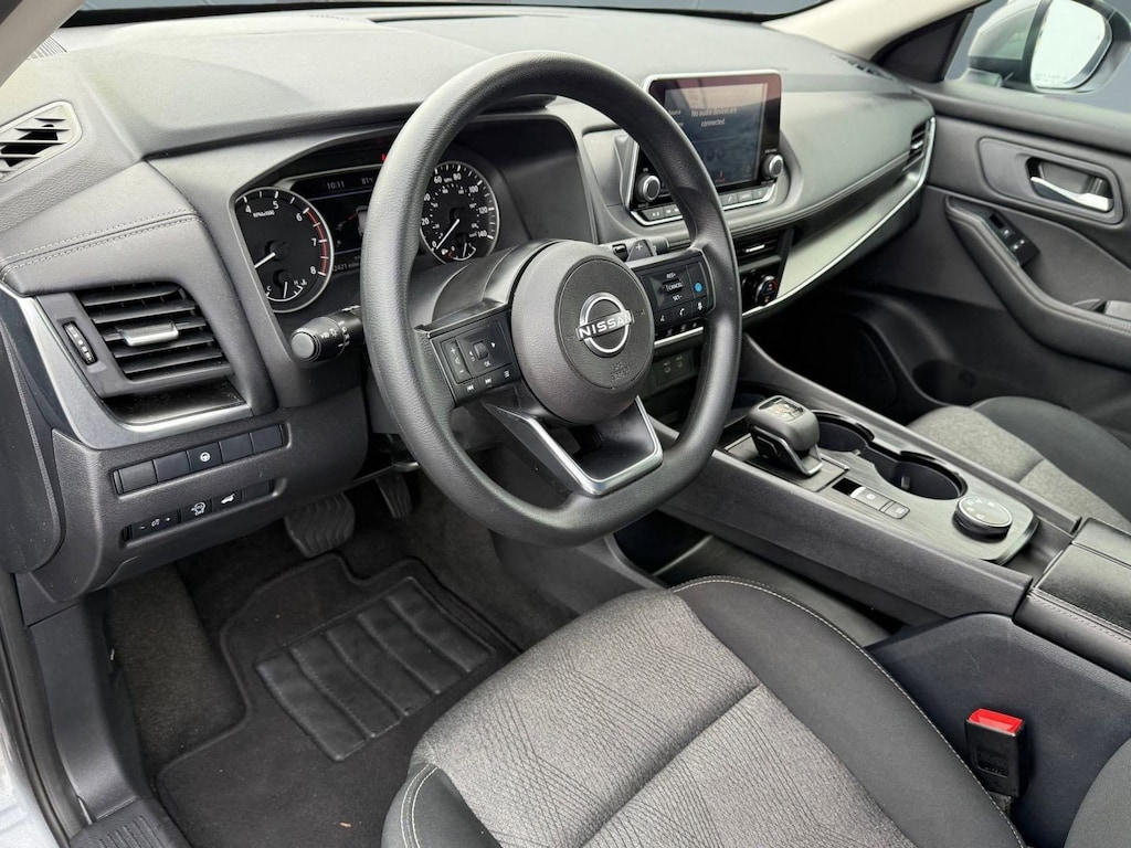 Used 2024 Nissan Rogue SV SUV