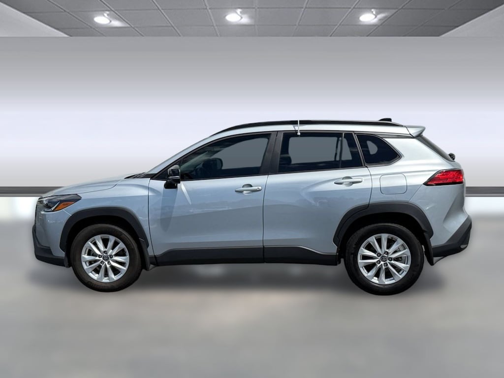 Certified 2025 Toyota Corolla Cross Corolla Cross LE (LE 2WD (Natl)) SUV