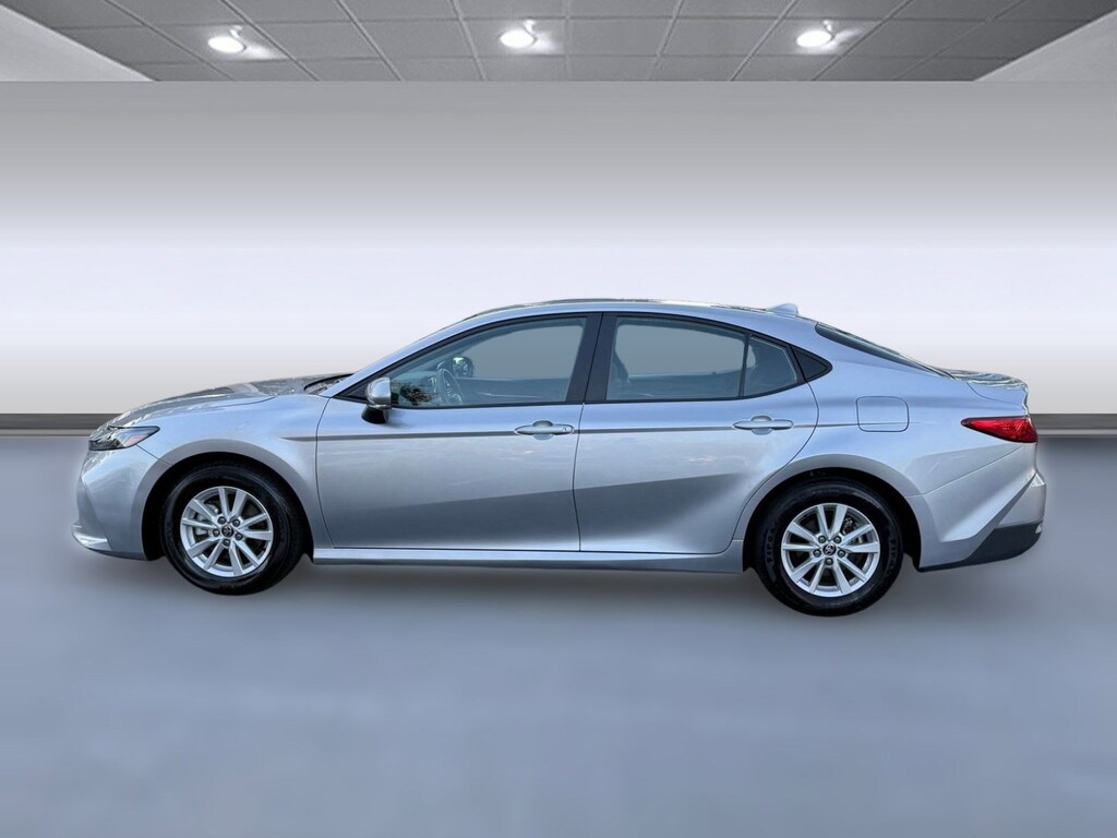 Used 2025 Toyota Camry LE (LE (Natl)) Sedan