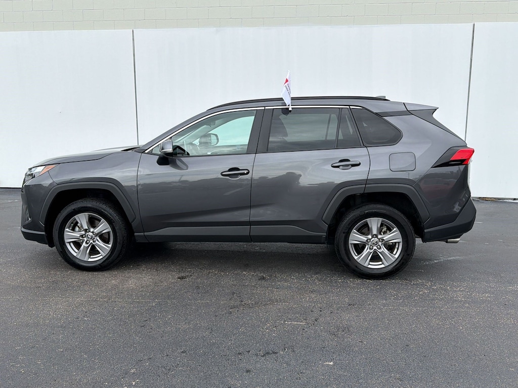 Used 2023 Toyota RAV4 RAV4 XLE (XLE FWD (Natl)) SUV