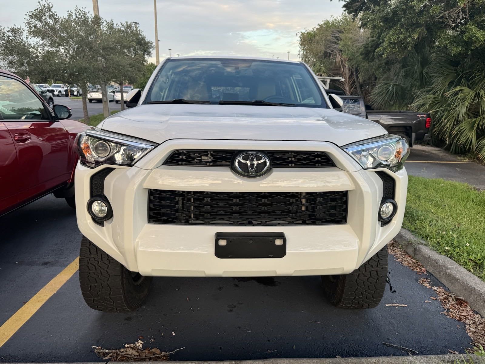 Used 2018 Toyota 4Runner SR5 Premium with VIN JTEBU5JR5J5537289 for sale in Clearwater, FL