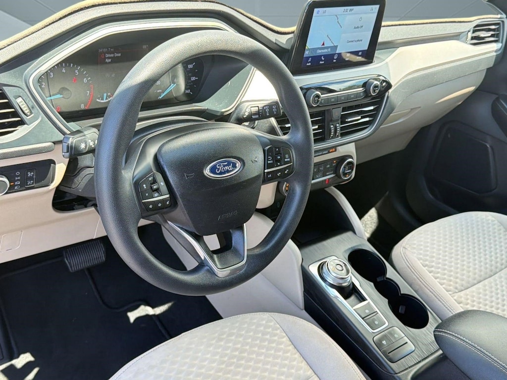 Used 2020 Ford Escape SE (SE FWD) SUV