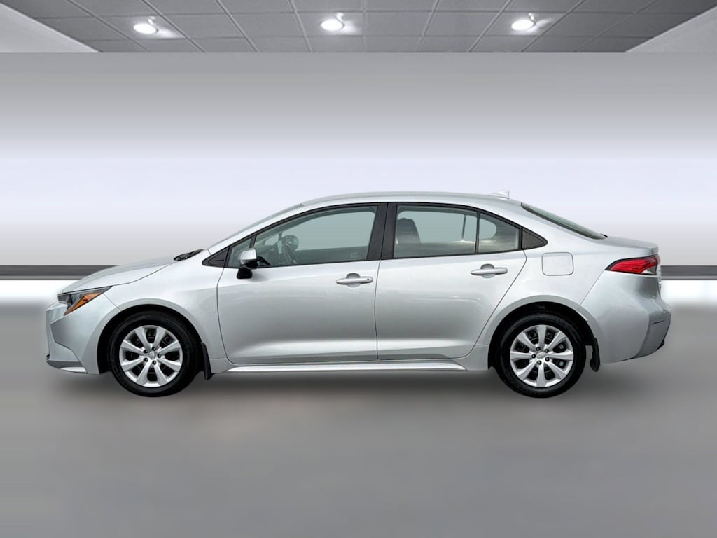 Used 2025 Toyota Corolla Corolla LE (LE CVT (Natl)) Sedan