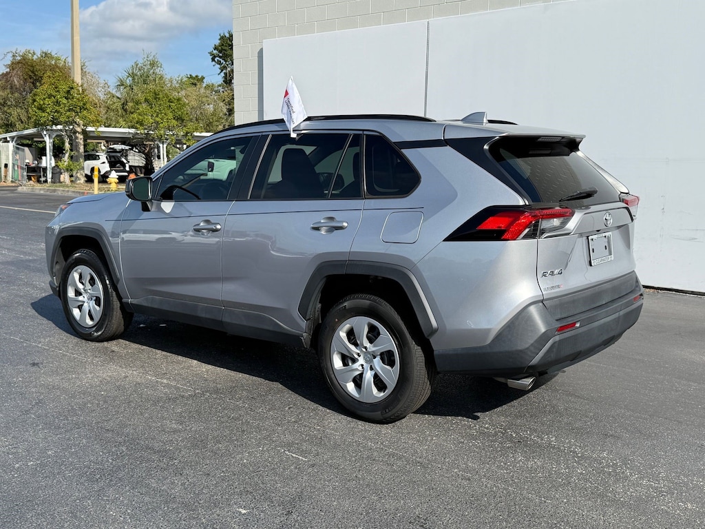 Used 2021 Toyota RAV4 LE SUV